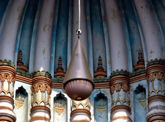 Kolkata: Interior of Nakhoda Mosque